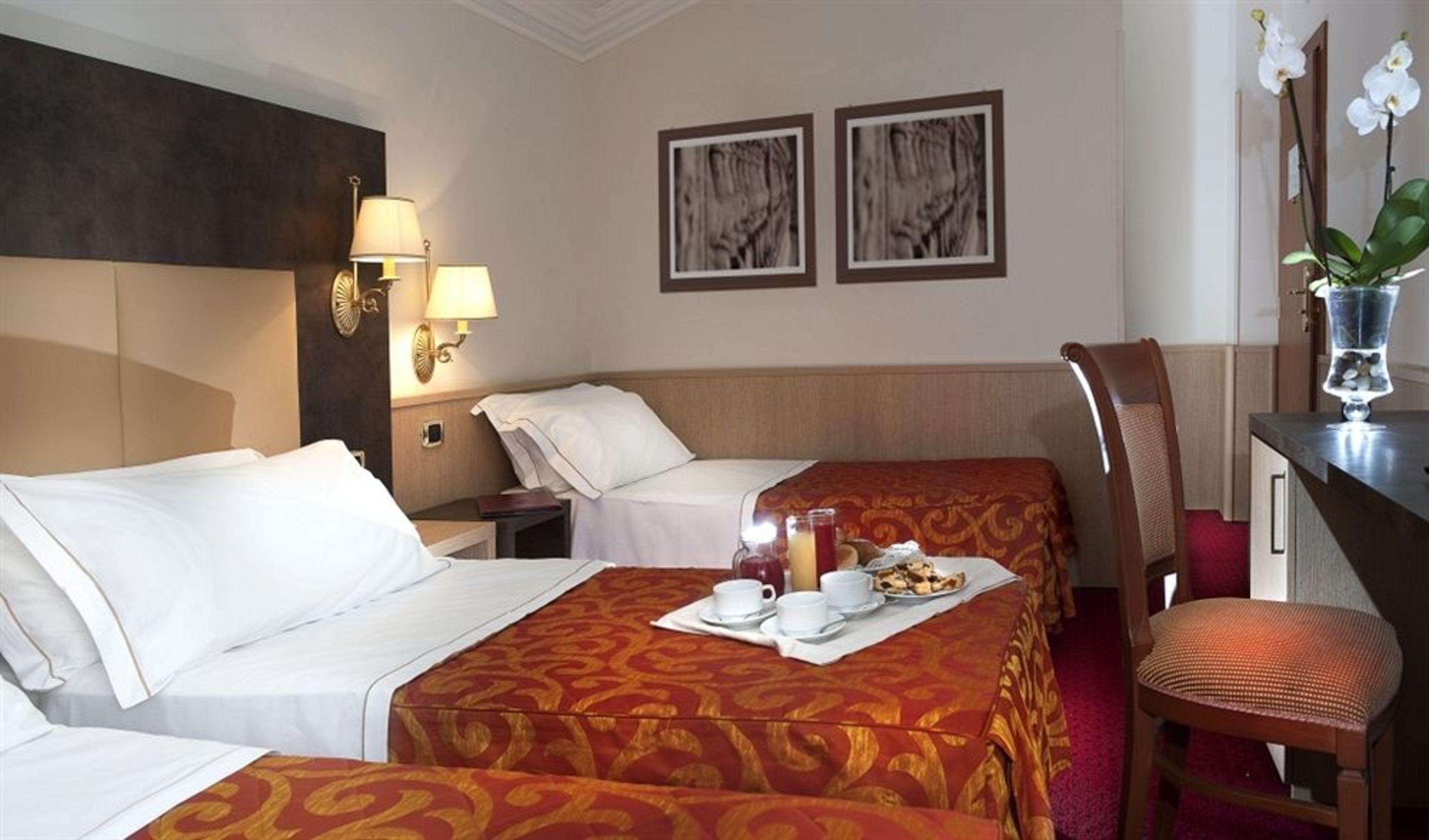 Pinewood Hotel Rome Extérieur photo