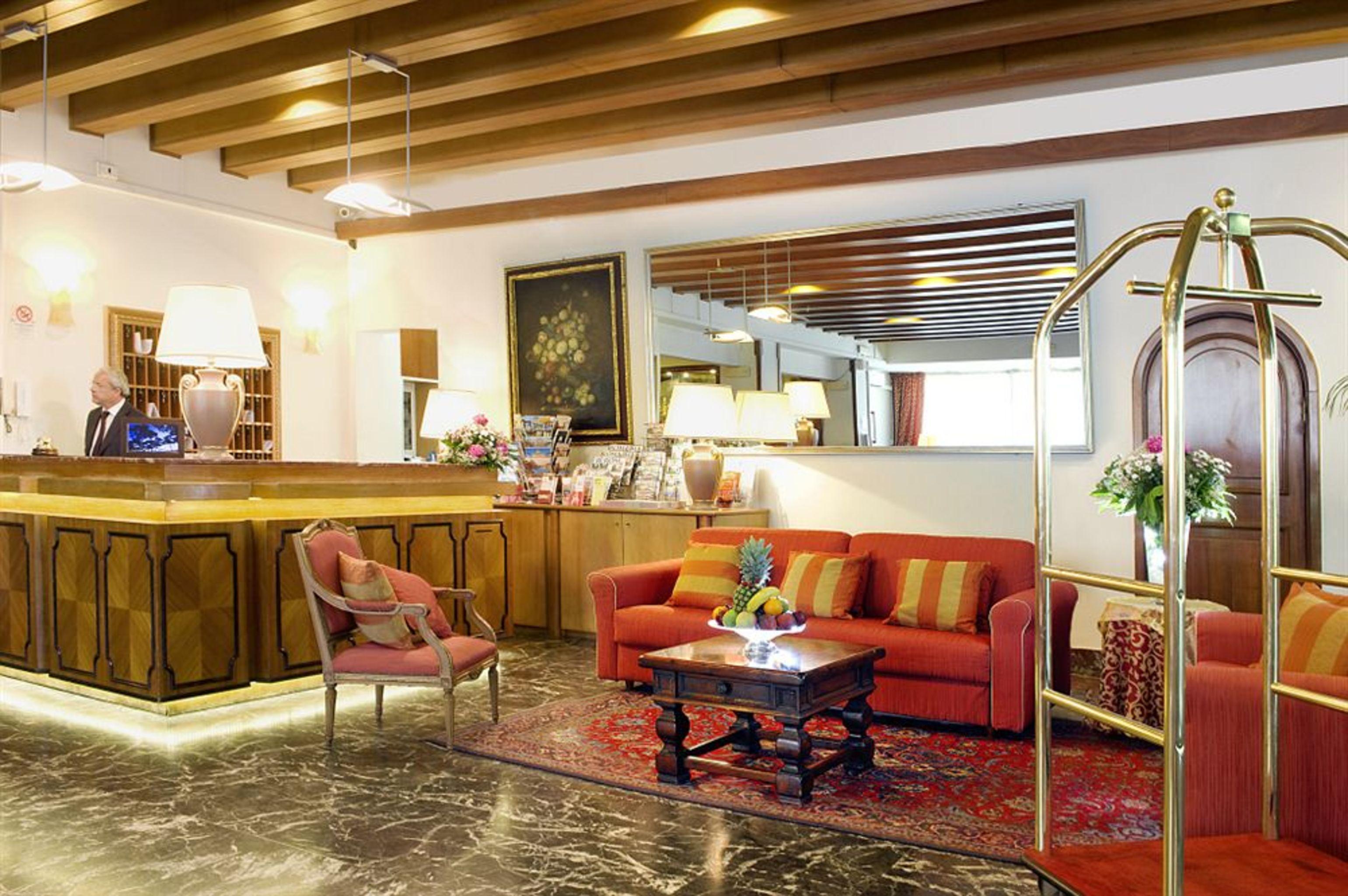Pinewood Hotel Rome Extérieur photo