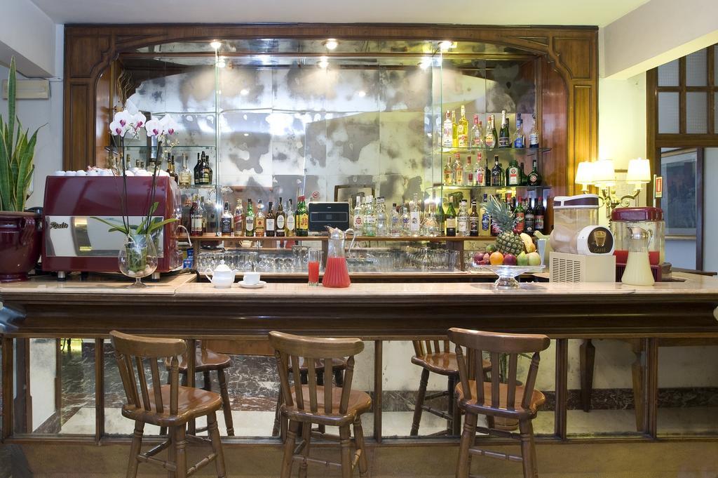 Pinewood Hotel Rome Extérieur photo