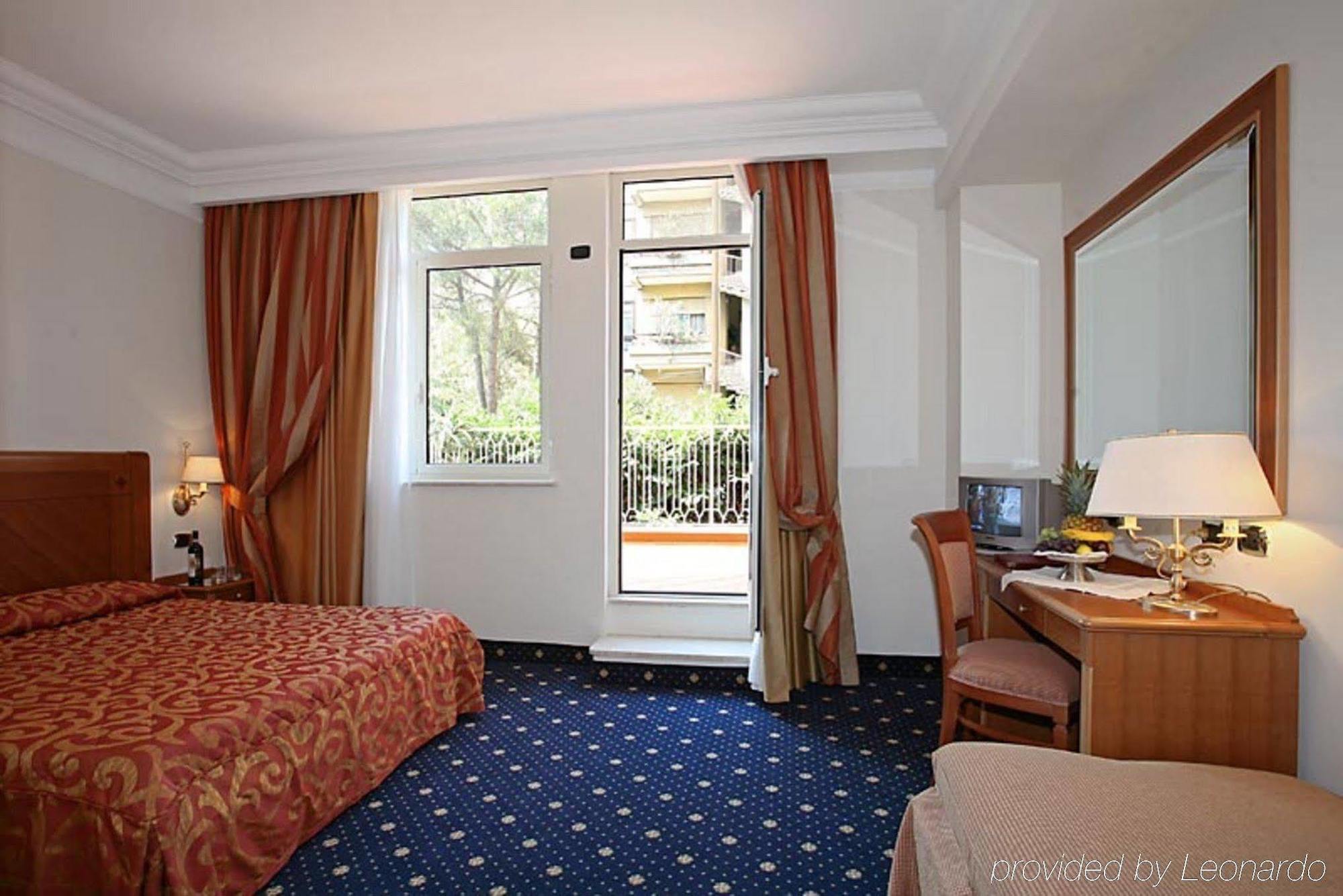 Pinewood Hotel Rome Extérieur photo